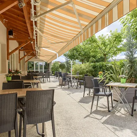 Le Chatard Hotel 3*
