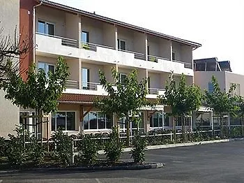 Le Chatard Hotel